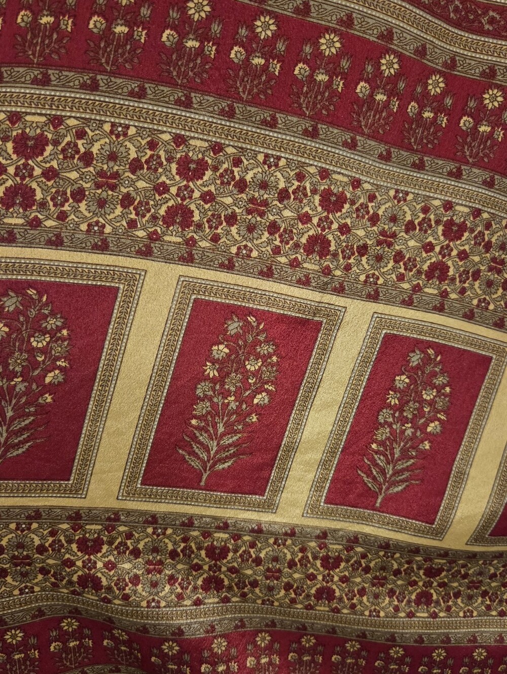 Kantha Bae Luxe Rasgulla Silk Spellbound Kimono - Picture 5 of 7